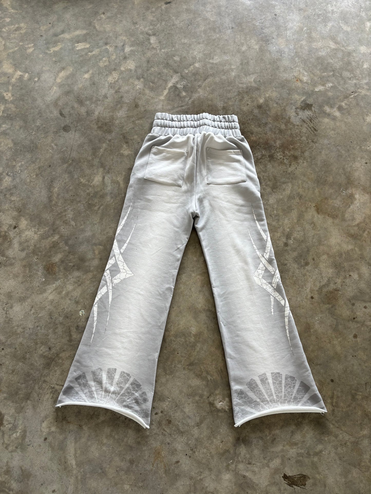Dawn Too Dusk- LIGHT GREY DAWN WASH WIDE LEG SWEATS
